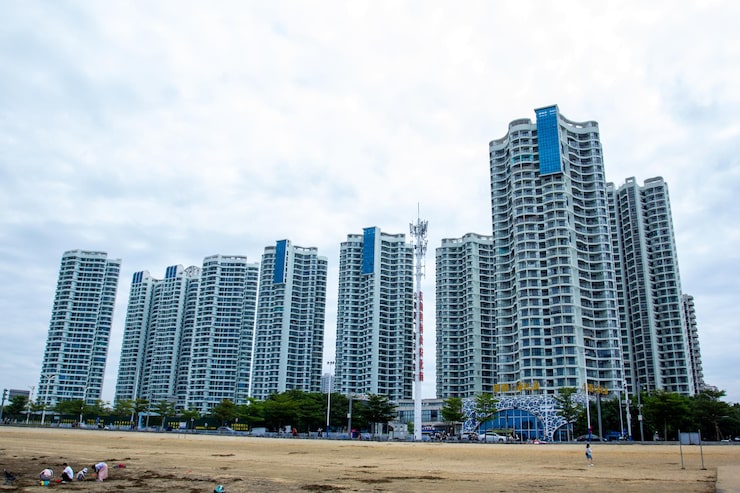 Shapoorji Pallonji Sarova Modern Homes