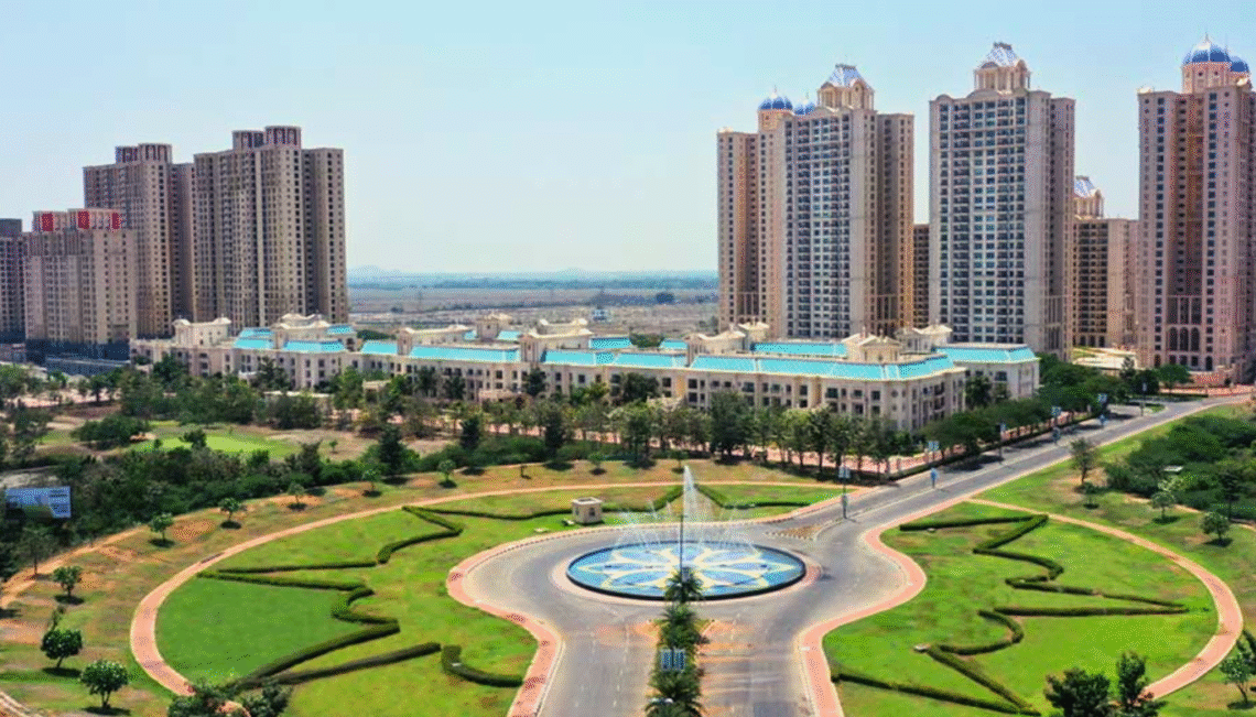 Hiranandani Versova